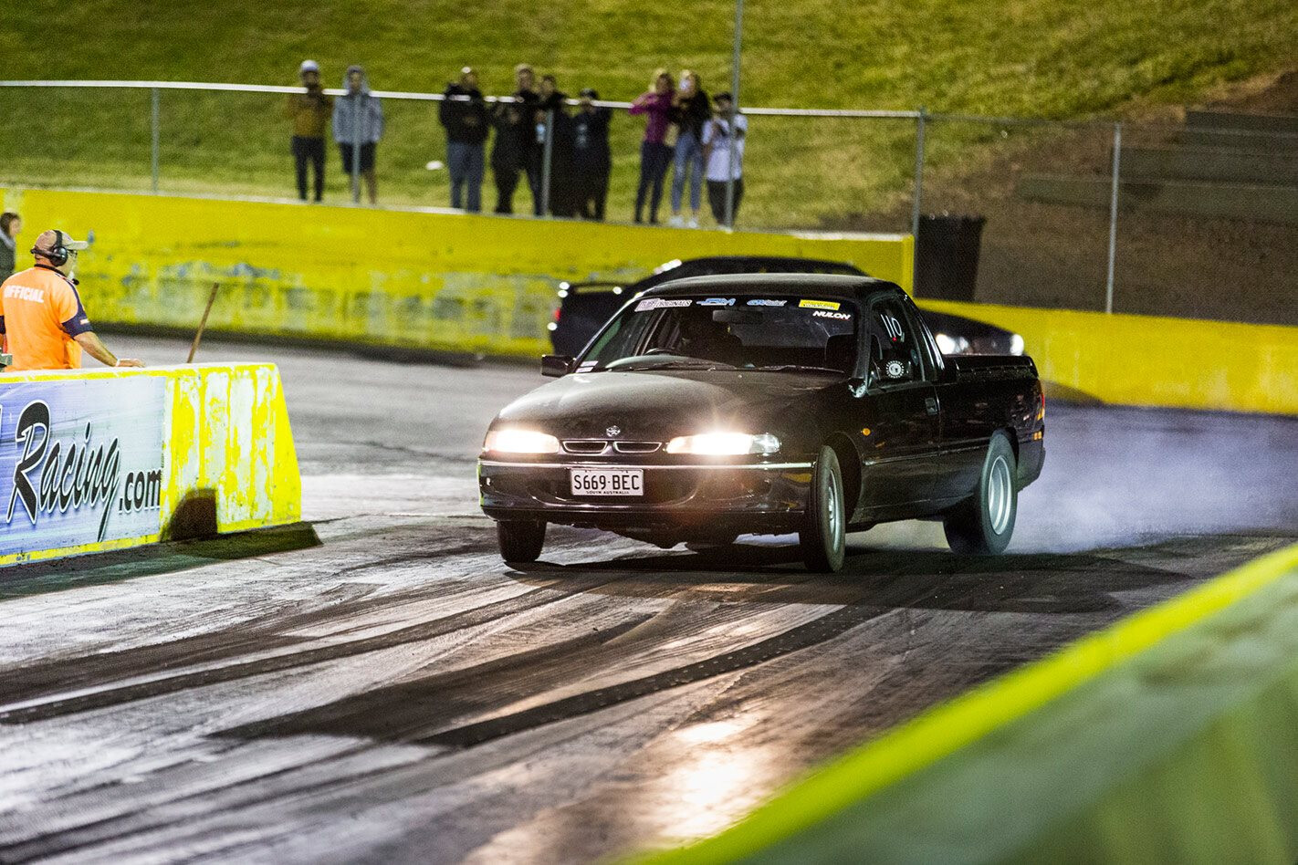 Budget-built Barra-powered VS Commodore ute – video