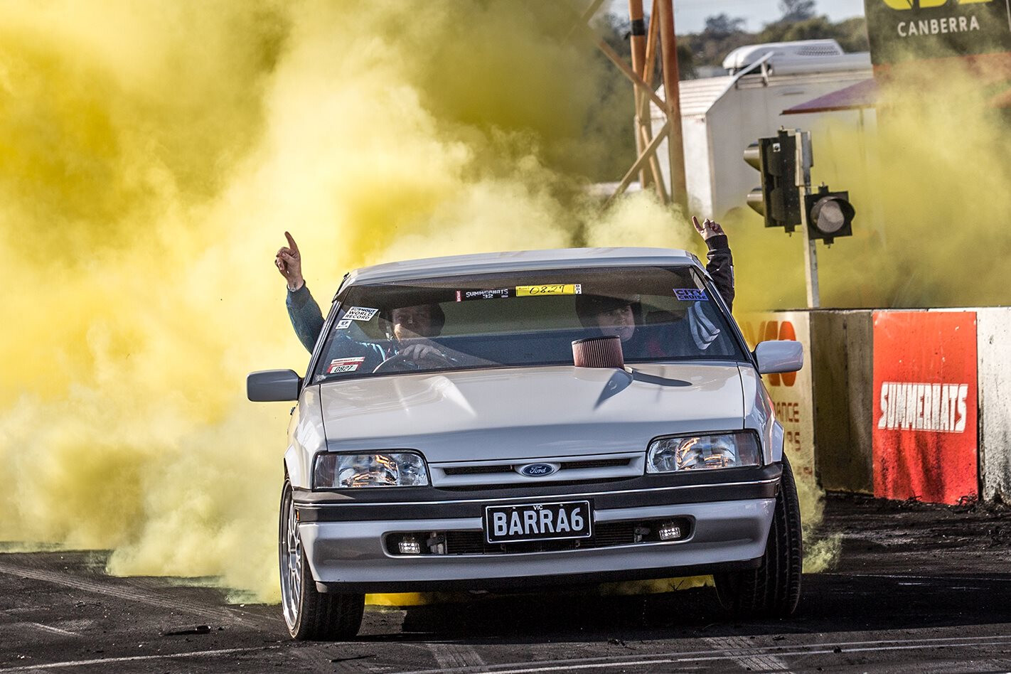 Barra-Powered XF Falcon Ute Wins Six Pot Burnout Title at Summernats 32 – Video