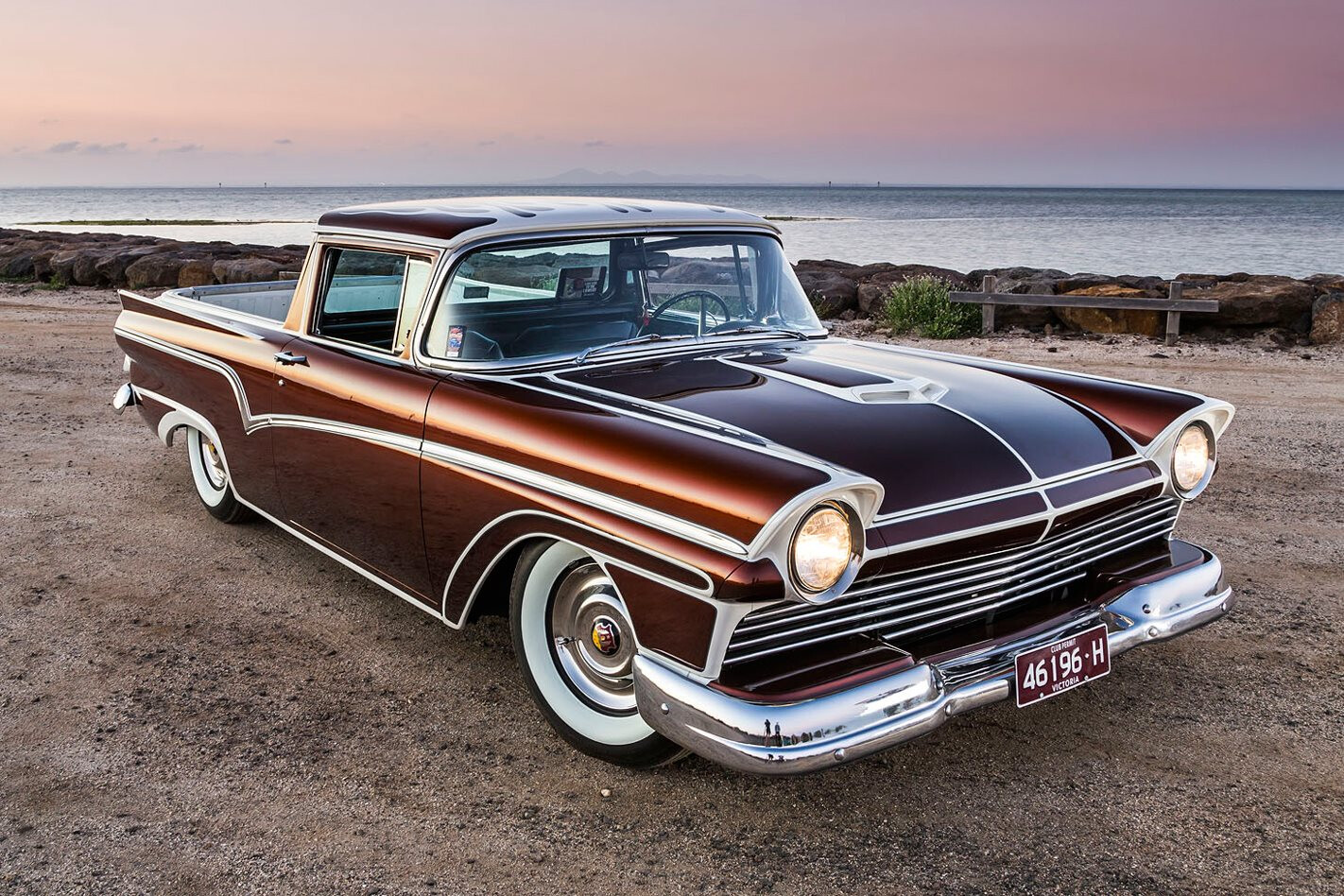 VIDEO: HOW TO PAINT AND PINSTRIPE A ’57 FORD RANCHERO