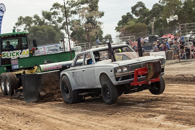 700HP 427CI SMALL-BLOCK CHEV-POWERED TOYOTA CROWN PULL TRUCK – VIDEO