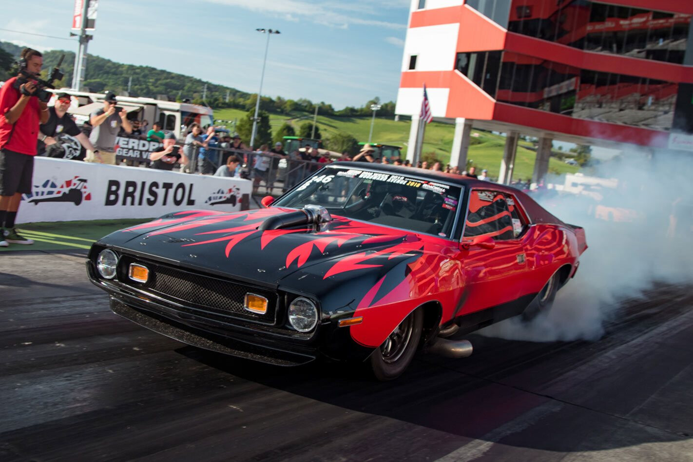 Bryant Goldstone’s six-second AMC Javelin at Drag Week – video