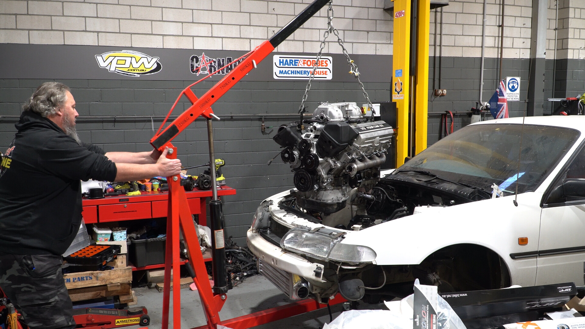 Video: Problem solving our turbo 1UZ into Lexcen swap