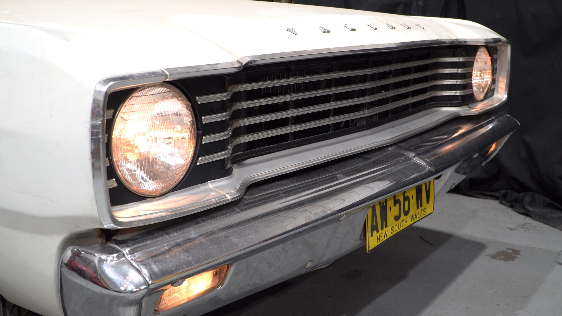 Video: Putting the Valiant ute back together!