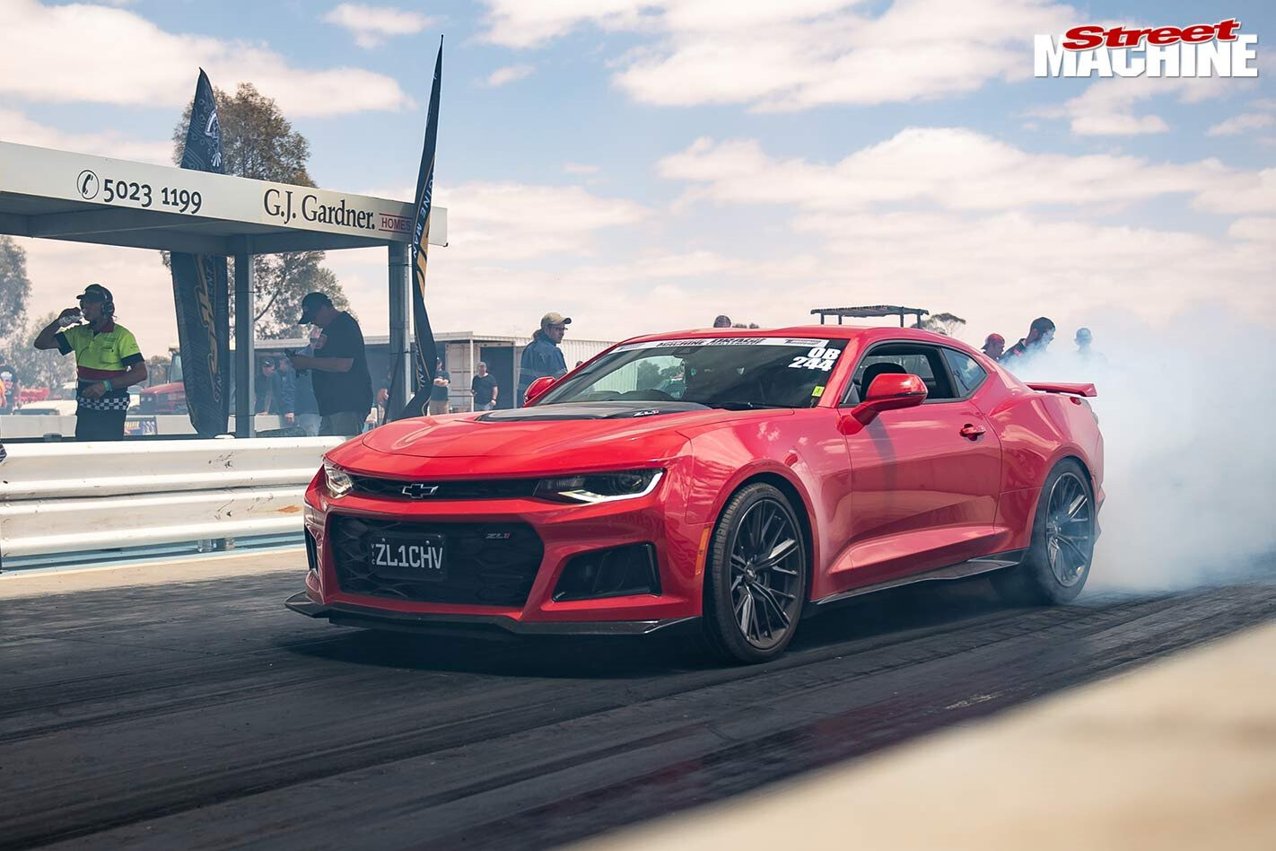 Drag racing newbie competes at Drag Challenge in 640hp Camaro ZL1