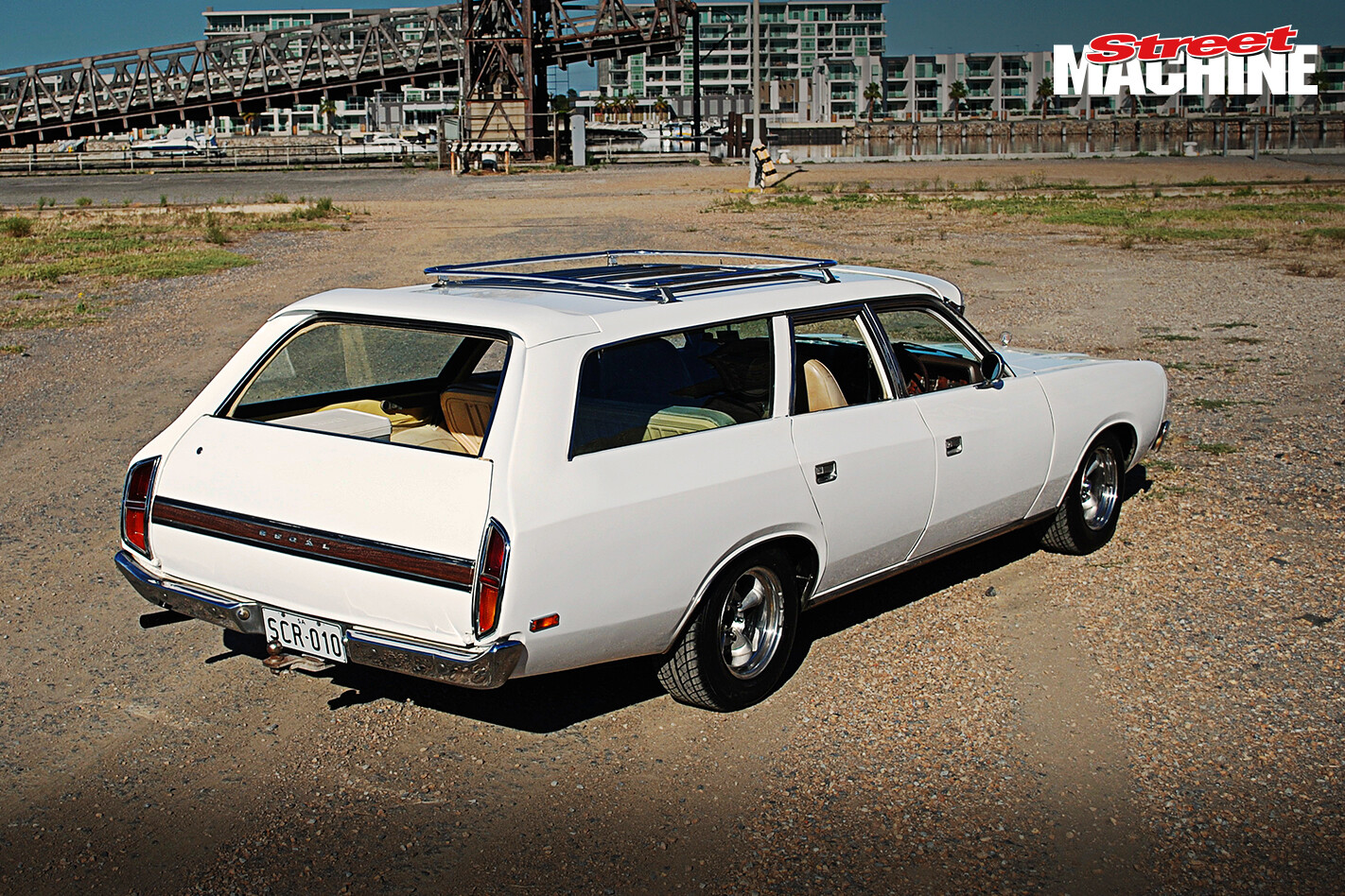 Budget-built Hemi-six Chrysler Valiant wagon