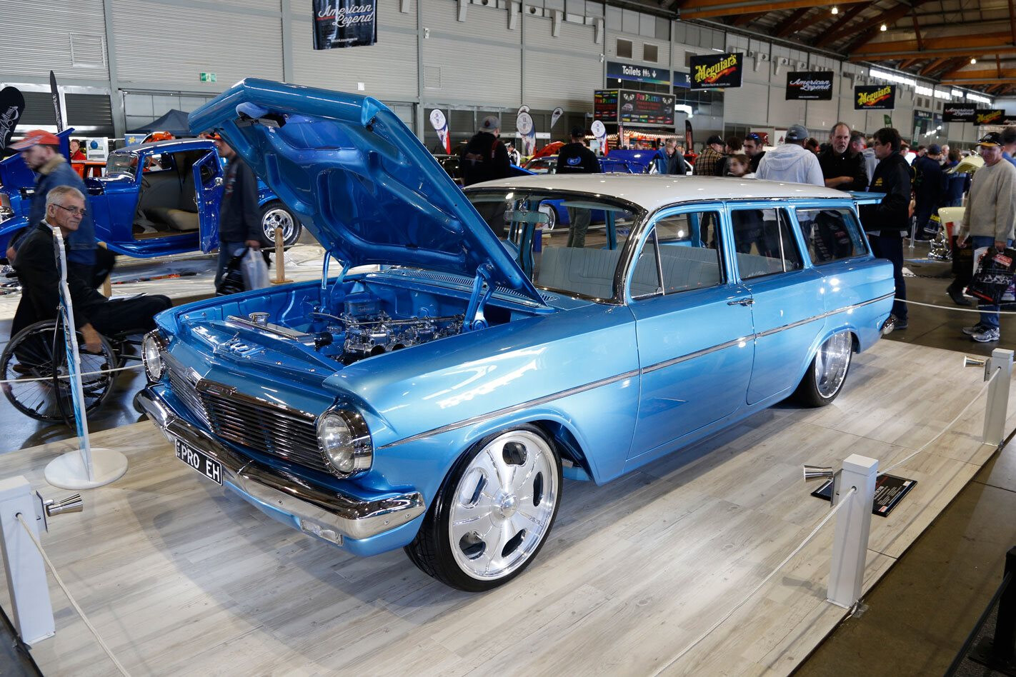 EH Holden wagon at MotorEx 2017 – video