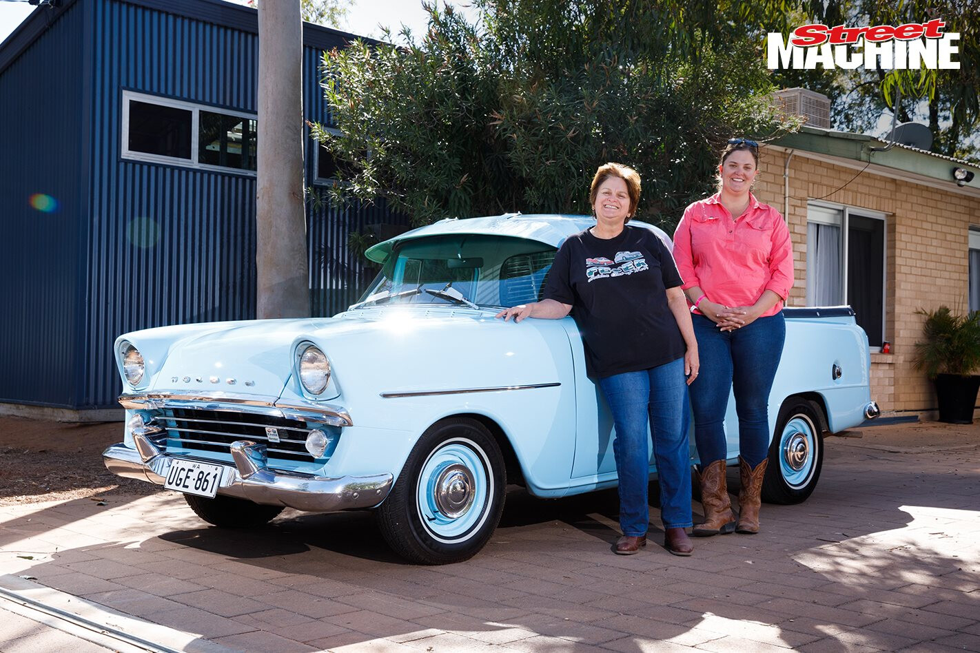 FB Holden ute driven from Perth to Alice Springs for Red CentreNATS – Video
