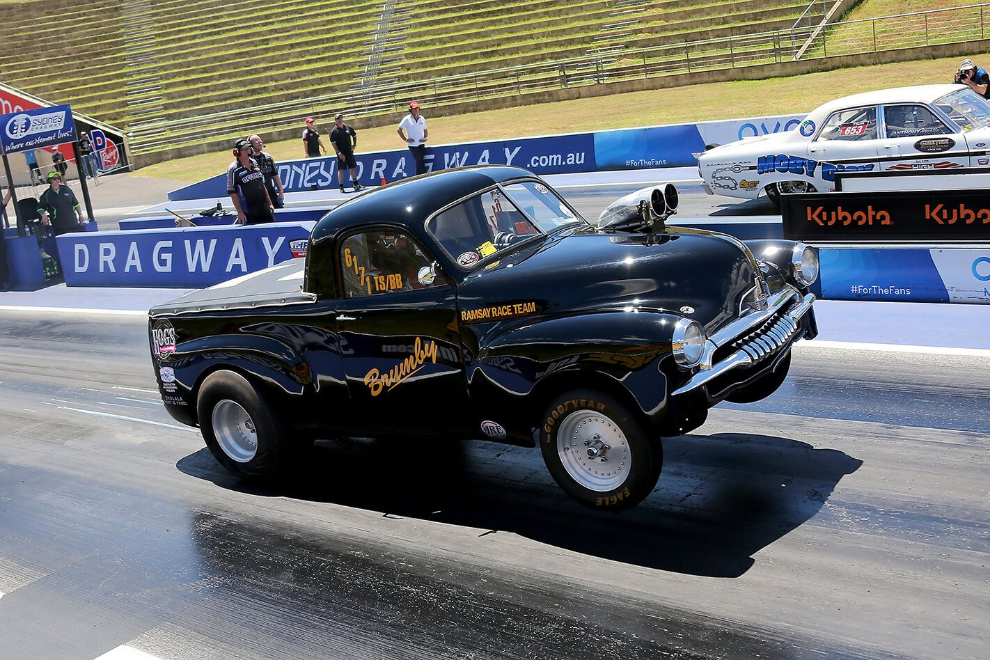 Brumby FJ Holden runs 8.77sec quarter-mile &ndash; Video