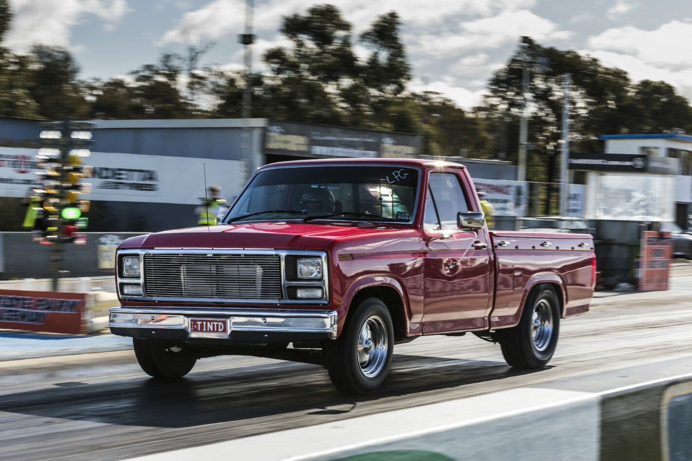 FORCED FORDS AT FORD FORUM NATS