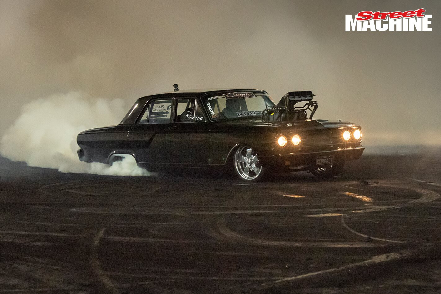 COMPACT wins Motorvation 33 burnouts &ndash; Video