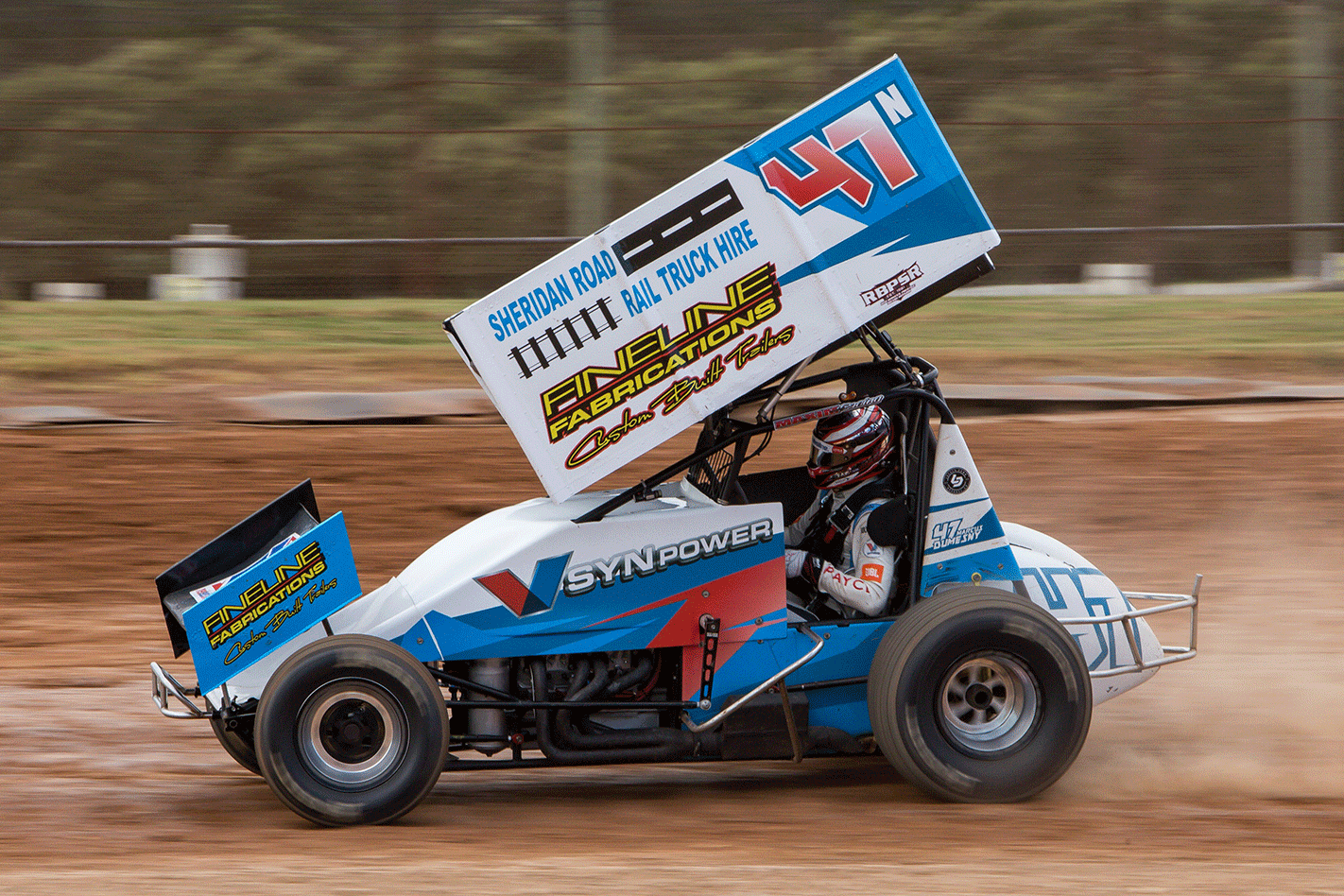 GARTH TANDER TRIES OUT 900HP SPRINTCAR