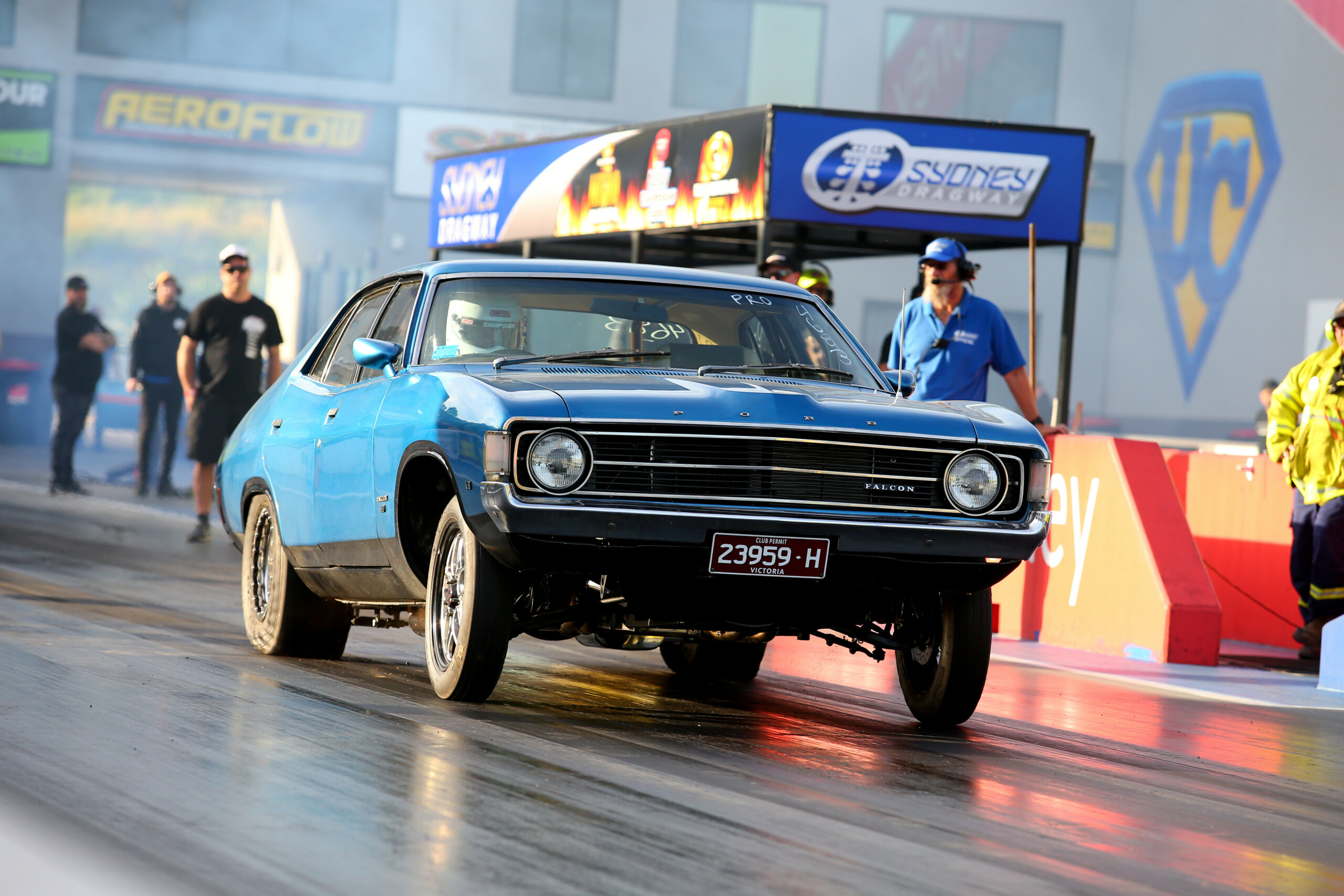 Video: 1300hp blown Godzilla-powered XA Falcon