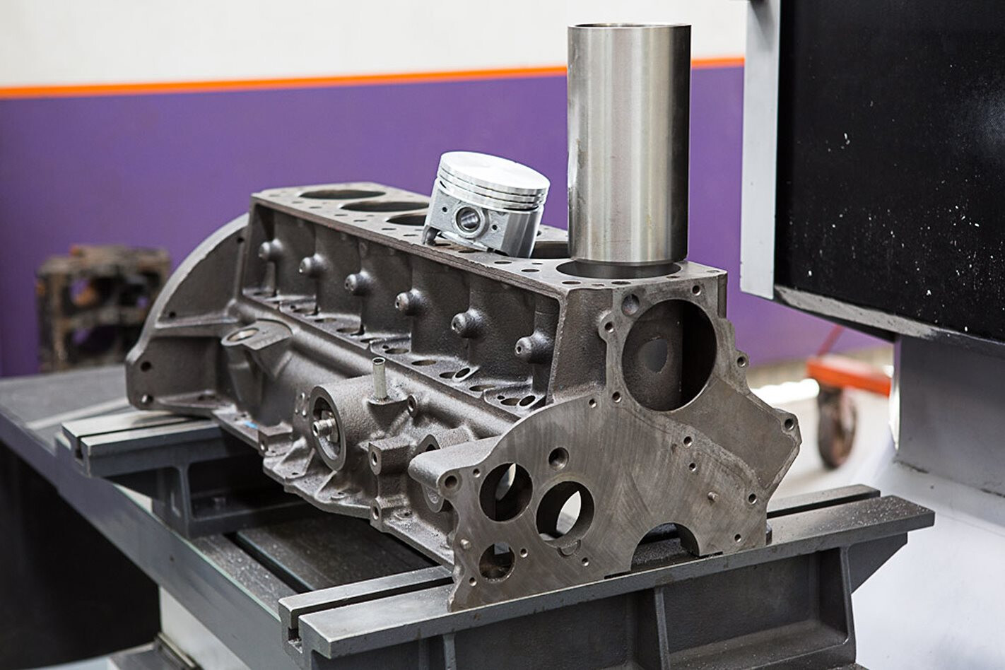 VIDEO: SAVING A HEMI SIX FROM THE SCRAPYARD