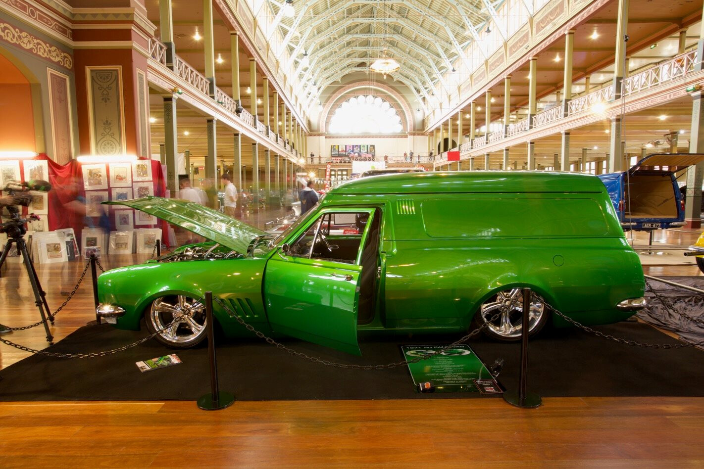 Twin-turbo LS2-Powered HG Holden van – video