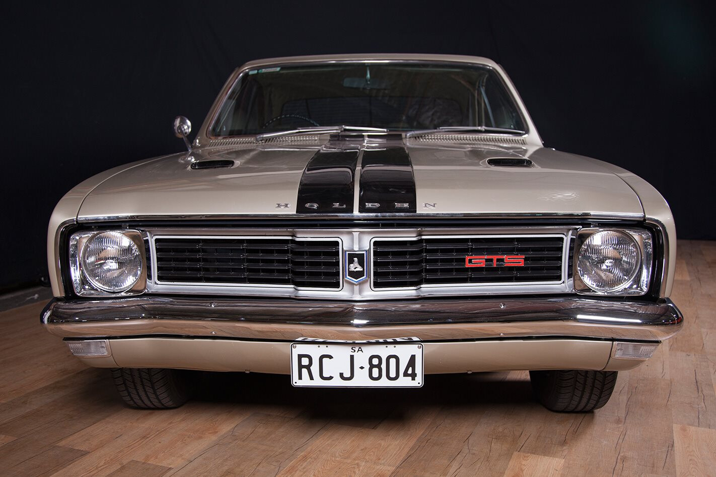Auction action – GTS Monaros and GT Falcons