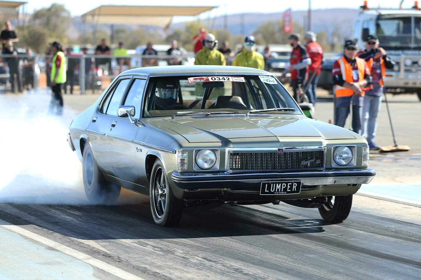 1400hp twin-turbo LS HZ Kingswood Drag Challenge contender – Video