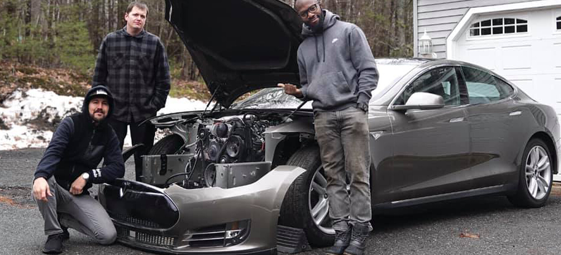 World’s first V8-swapped Tesla Model S – Video