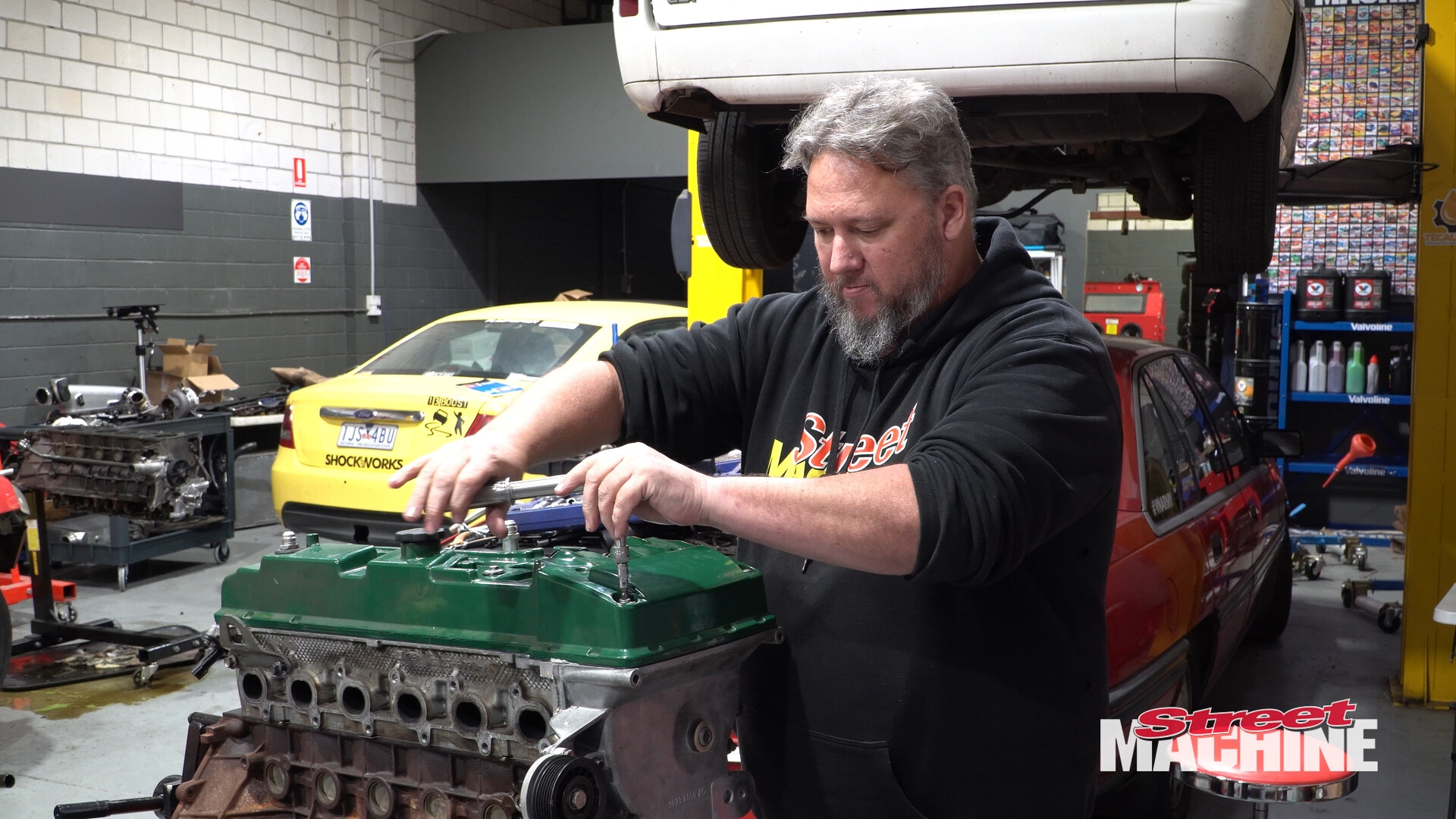 Video: How to build a 1000hp Barra on a budget