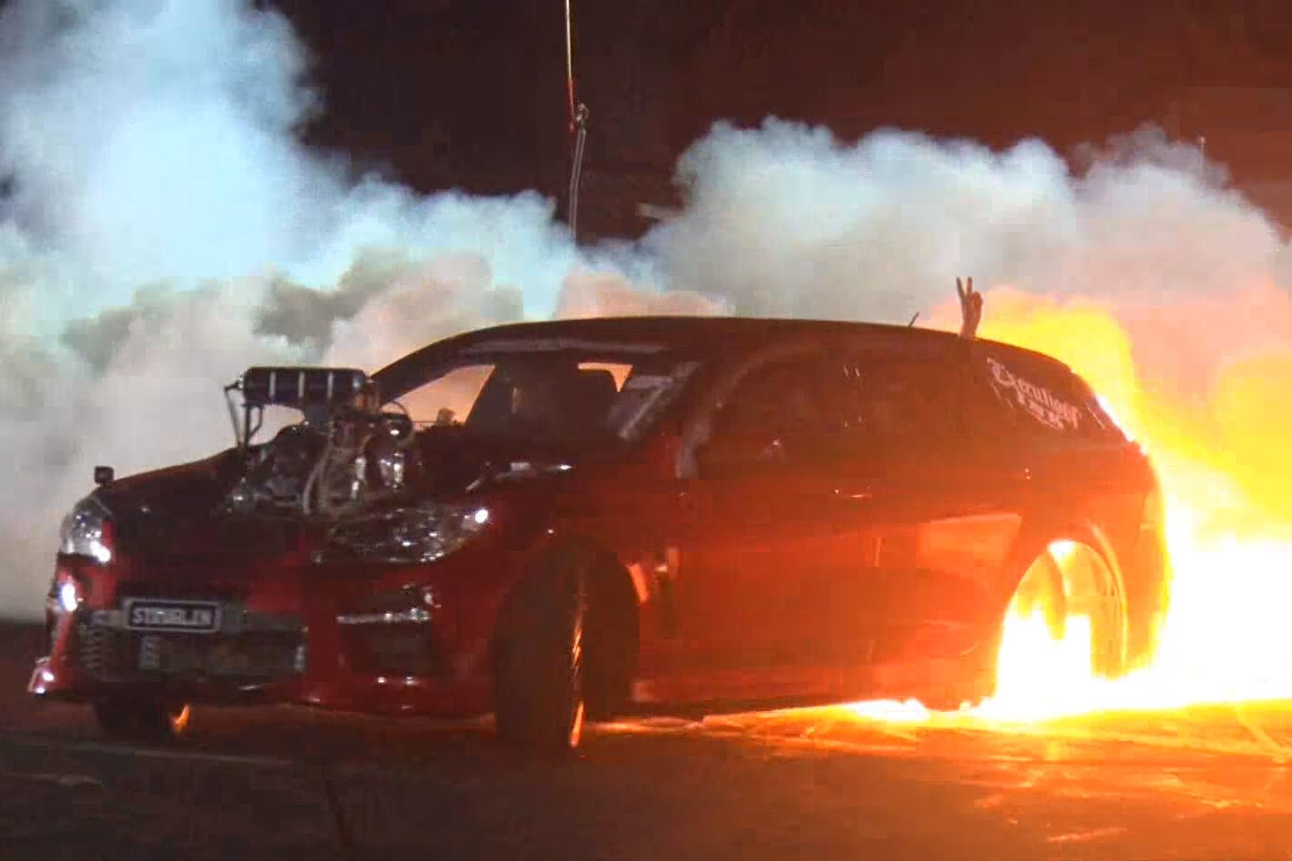 VIDEO: STRUGLIN’S INSANE GAZZANATS BURNOUT FIRE
