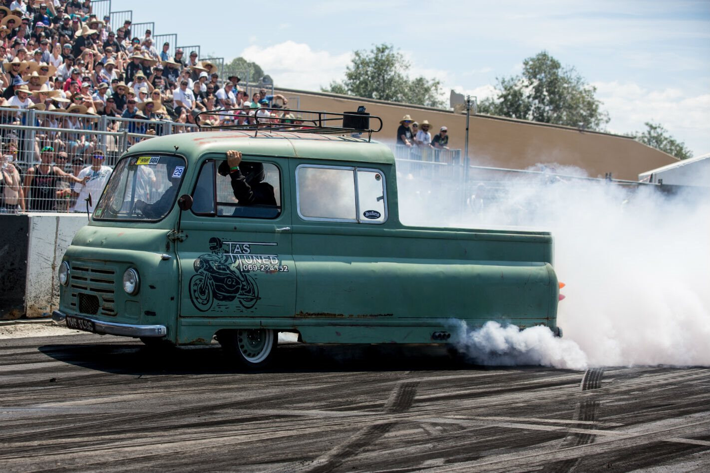VIDEO: THE SLUG AT STREET MACHINE SUMMERNATS 29
