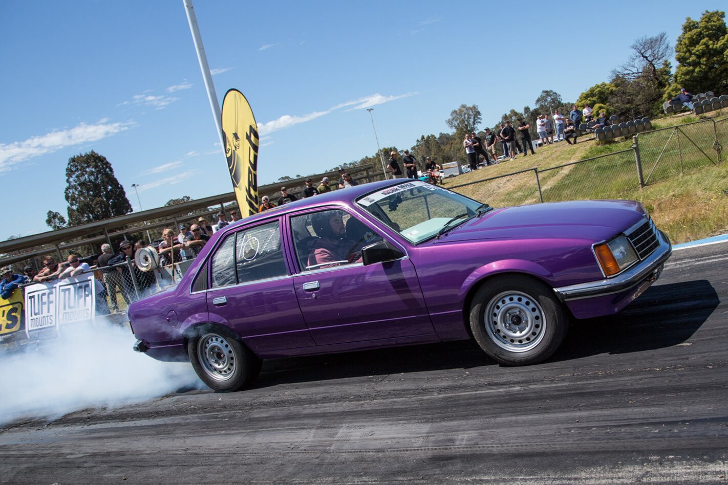 DRAG CHALLENGE 2016: TURBO V6 VB COMMODORE RUNS 10S