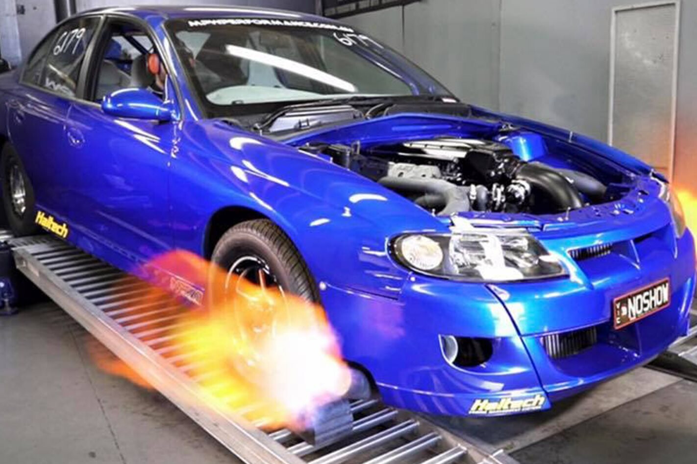 TWIN TURBO VT CLUBSPORT READY FOR DRAG CHALLENGE 2016
