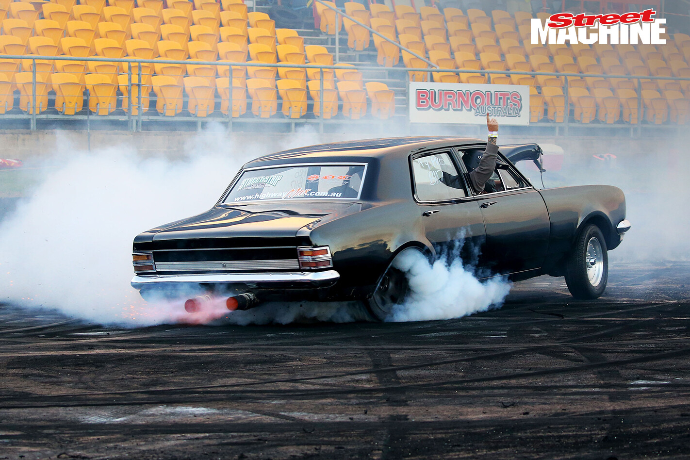 UCSMOKE WINS GOOD FRYDAY BURNOUT COMP – VIDEO