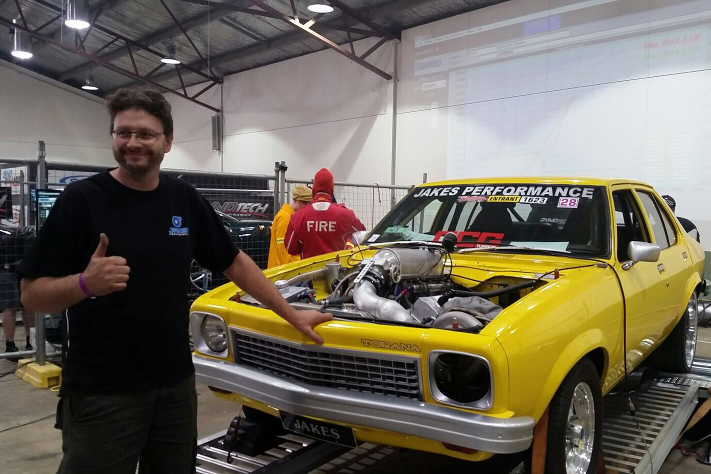 VIDEO: 2000HP TORANA AT SUMMERNATS