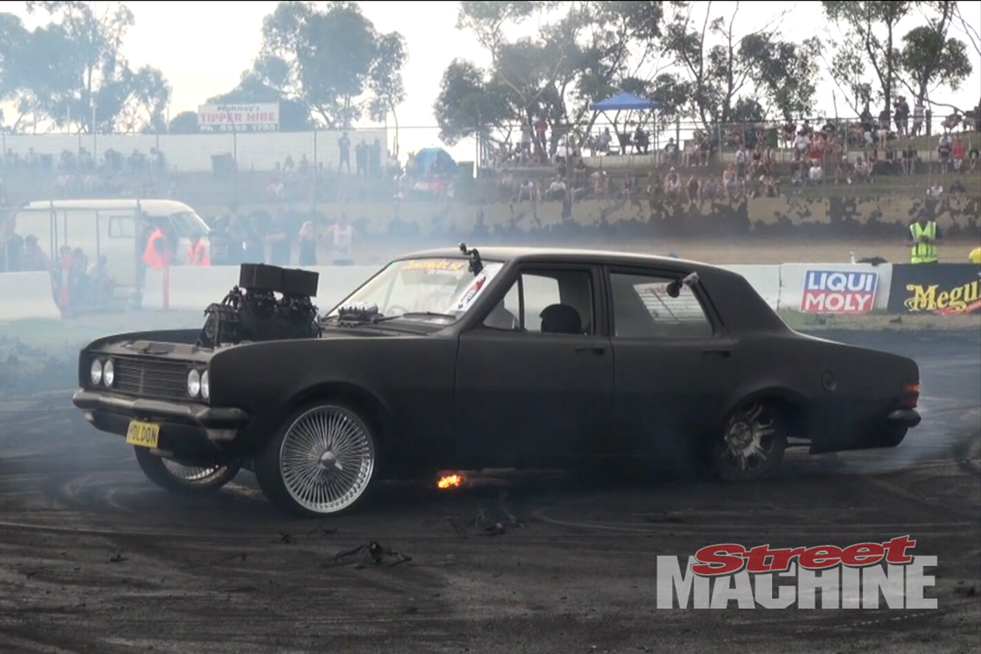 VIDEO: GET IN, SIT DOWN AND HOLDON!