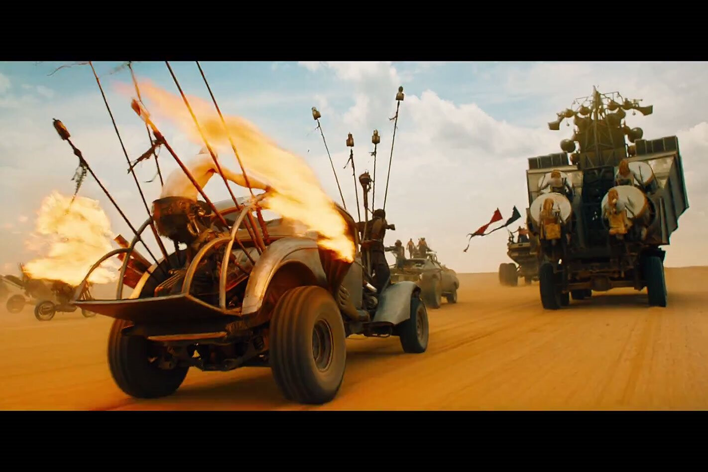NEW MAD MAX: FURY ROAD TRAILER
