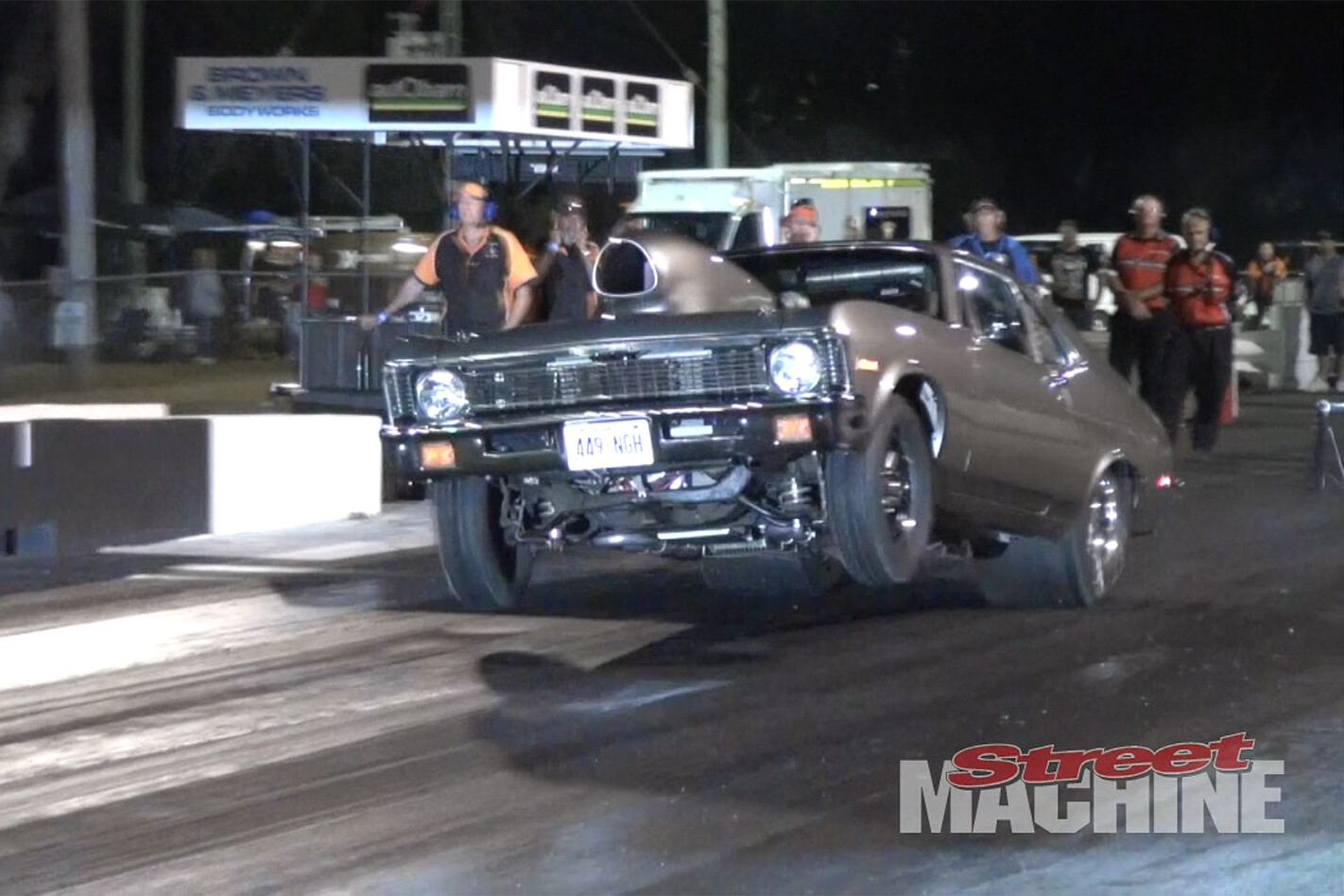 VIDEO: CRAZY EIGHT-SECOND WHEELSTANDING NOVA