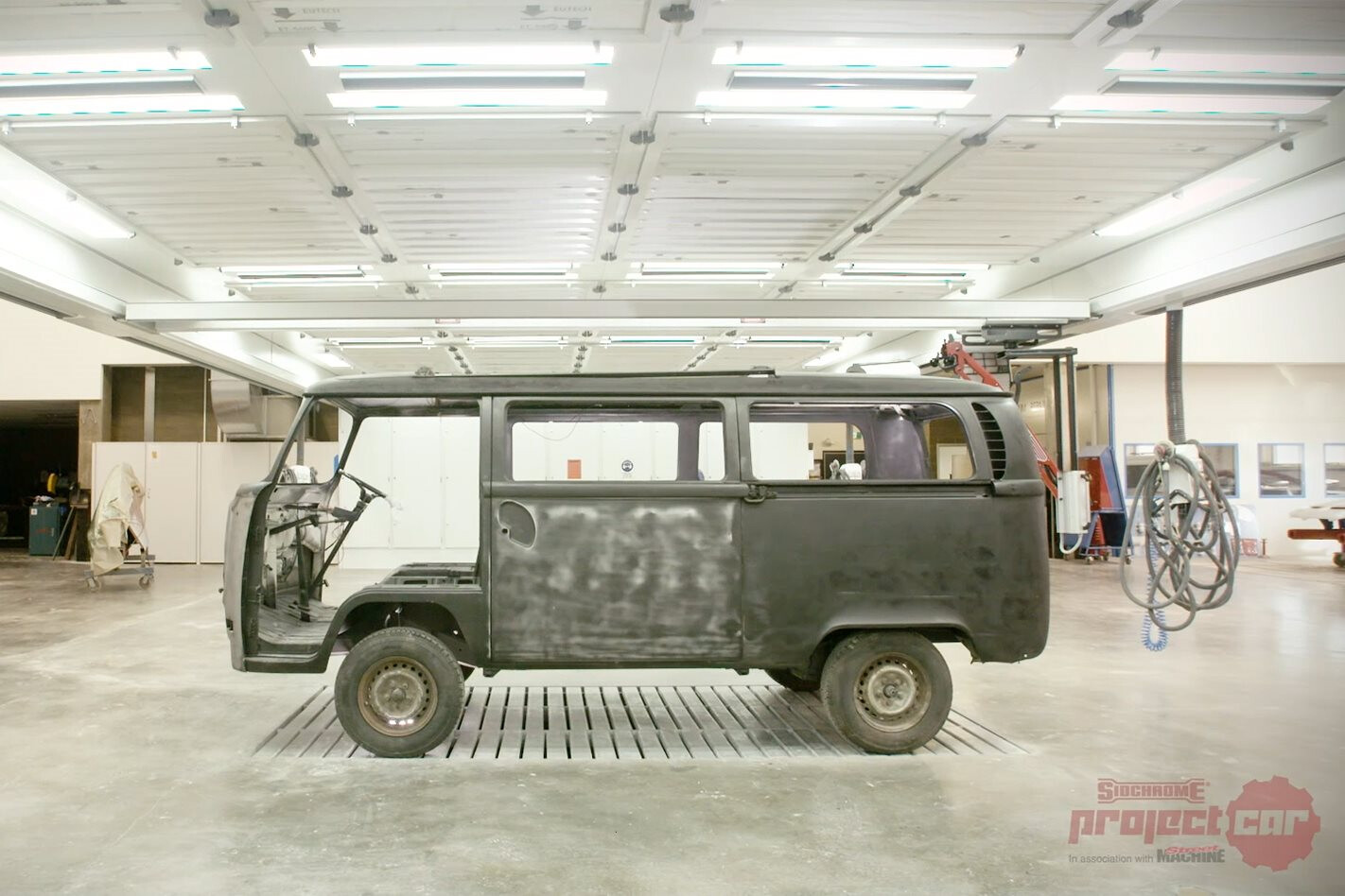 Video: Kids build a Kombi – Part 2
