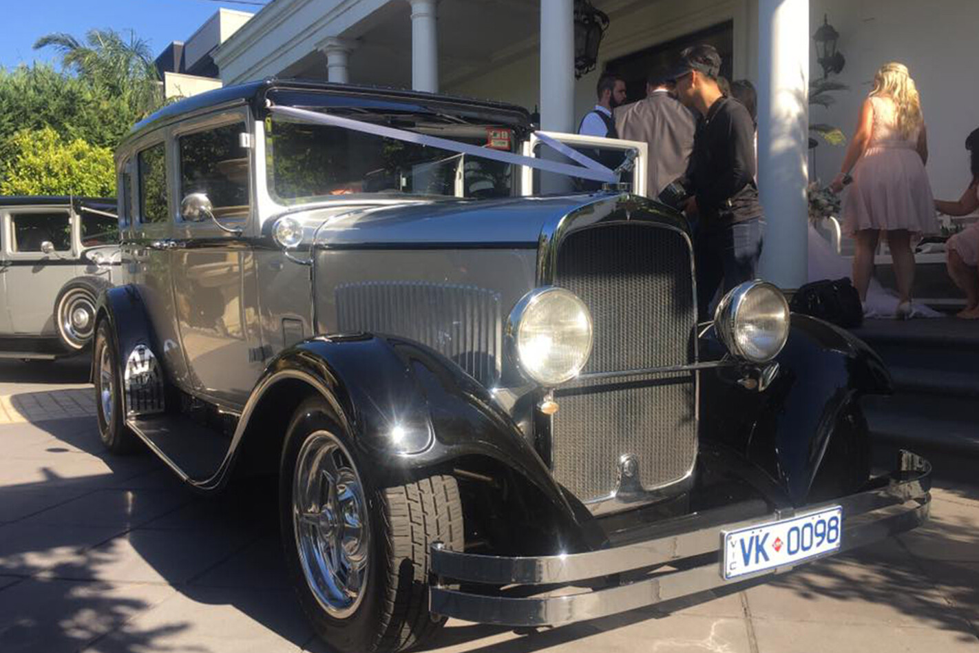 Jared Mills wedding car