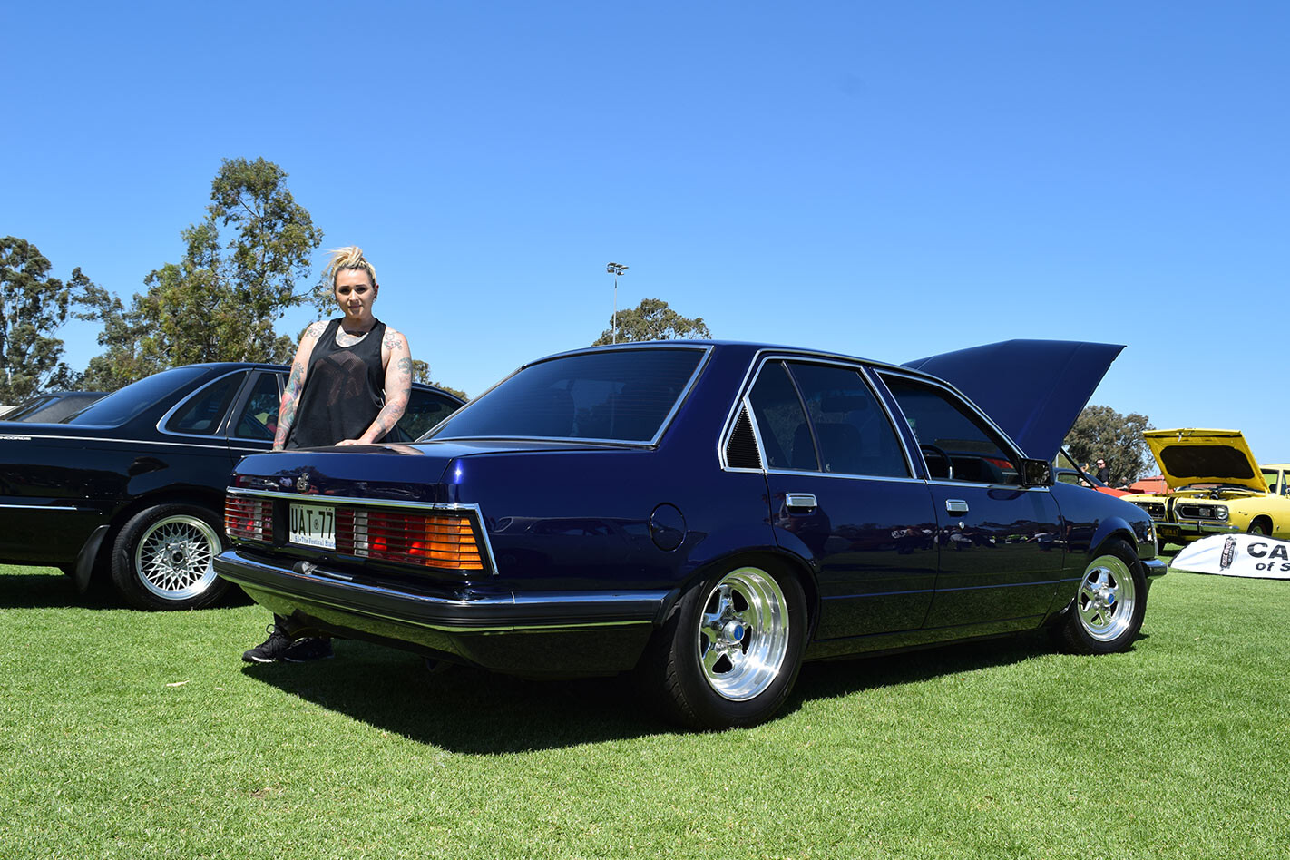 Holden VH SL/E