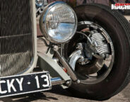 1932 Ford 3-window coupe