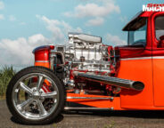 1932 closed cab pick-up engine