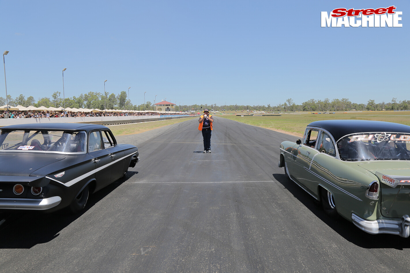 1955-chevrolet -ontrack -start