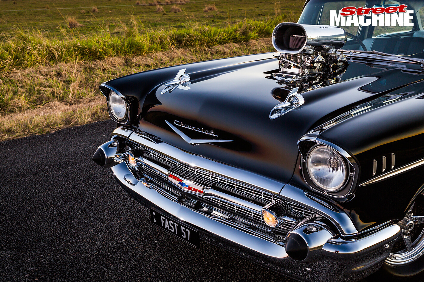 1957-Chevrolet -bonnet