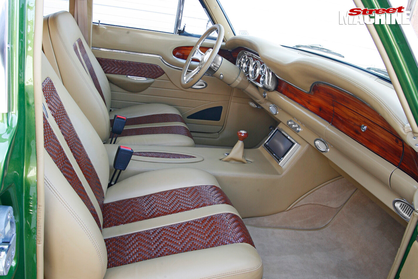 1963-FORD-FALCON-SQUIRE-WAGON-interior -2