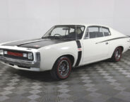 Street Machine News 1971 Valiant VH Charger RT E 37 White 1