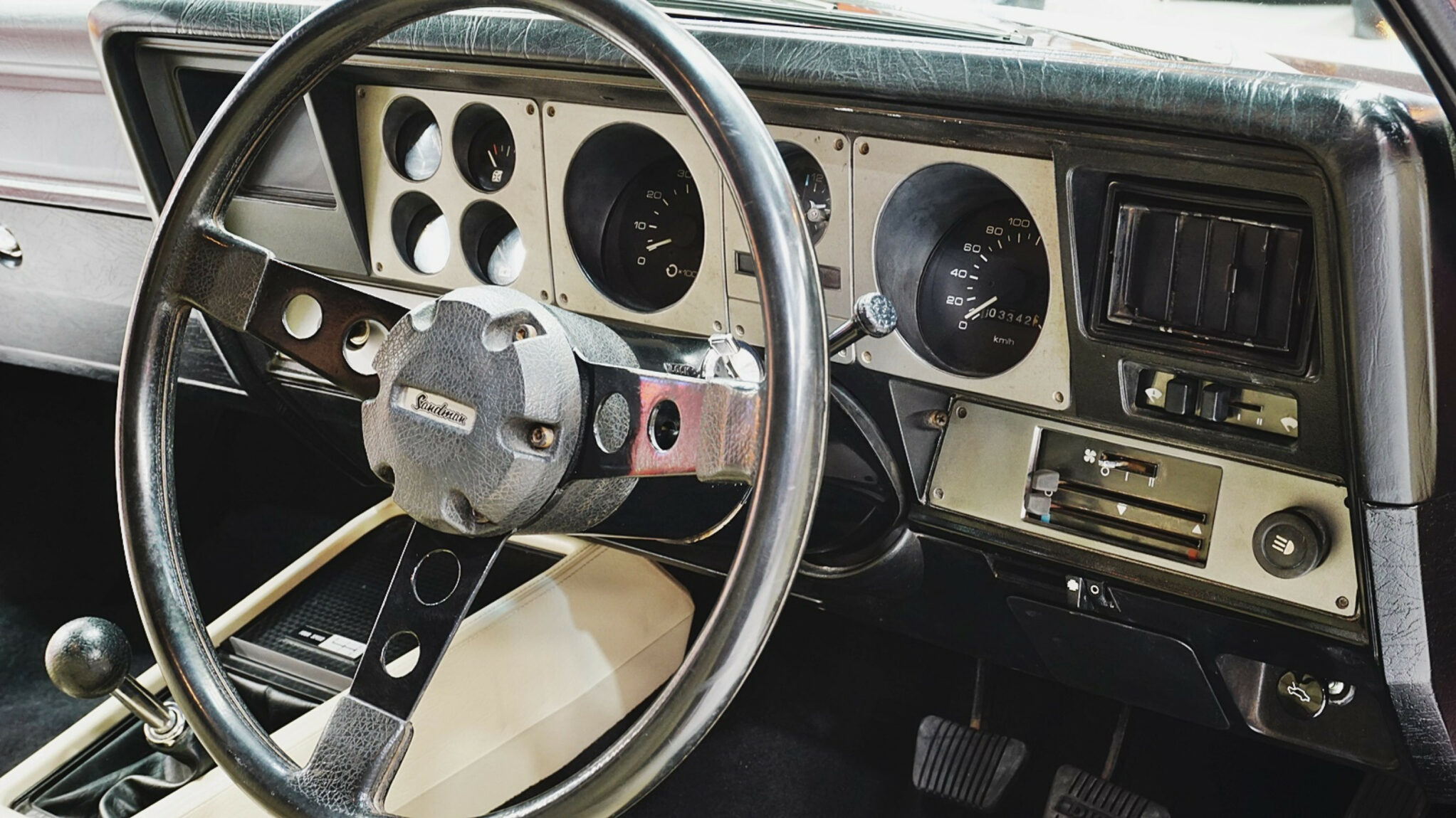 Street Machine News 1974 XX 7 Holden Sandman 4