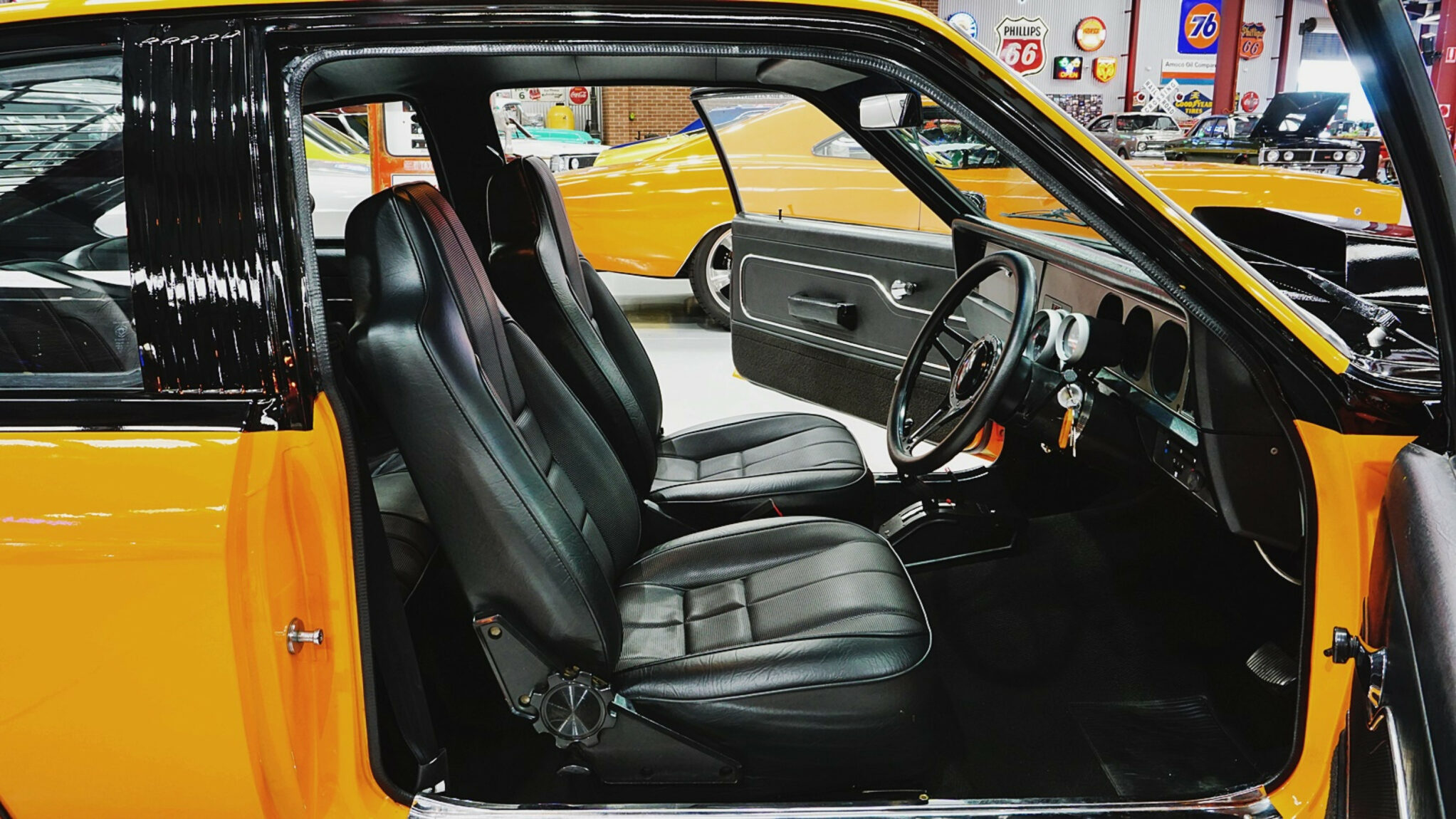 Street Machine News 1976 Holden LX Torana Hatchback SS Tribute 5