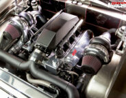 Chevrolet -camaro -engine -bay