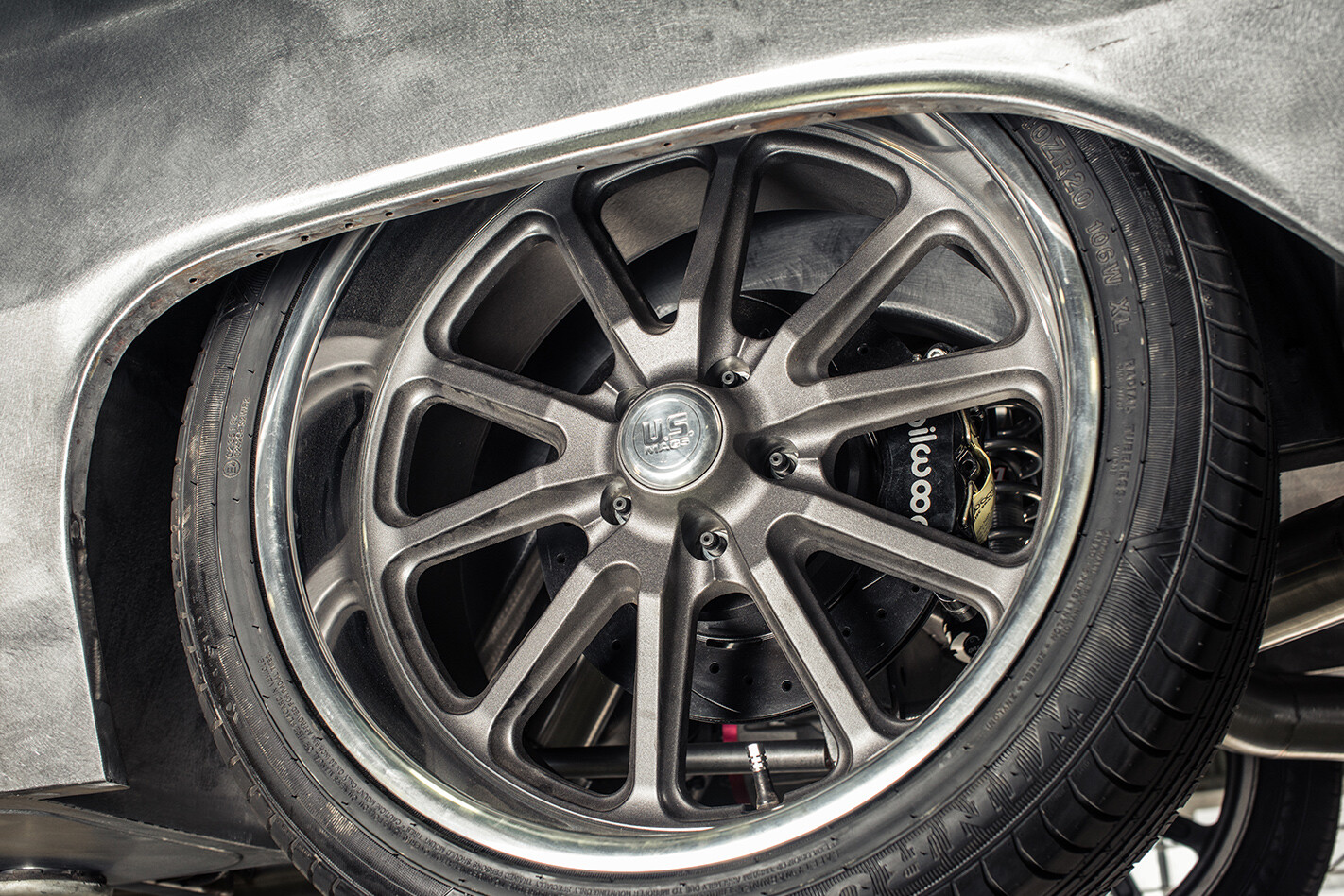 VG Valiant build wheel