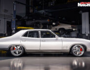 Ford Falcon XB side