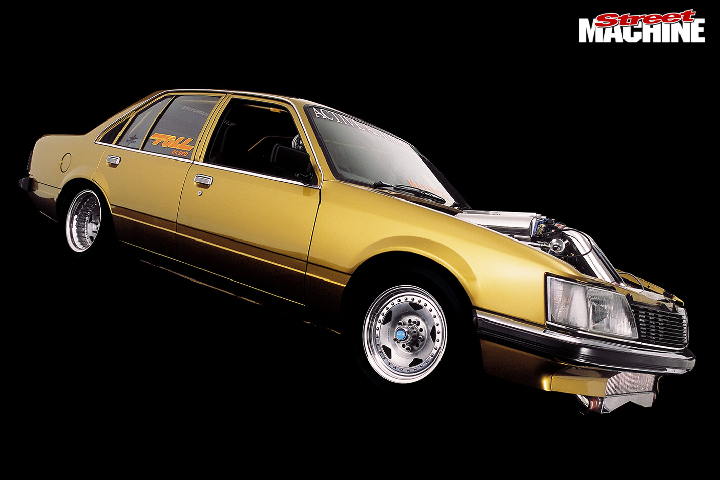 Holden -commodore -side