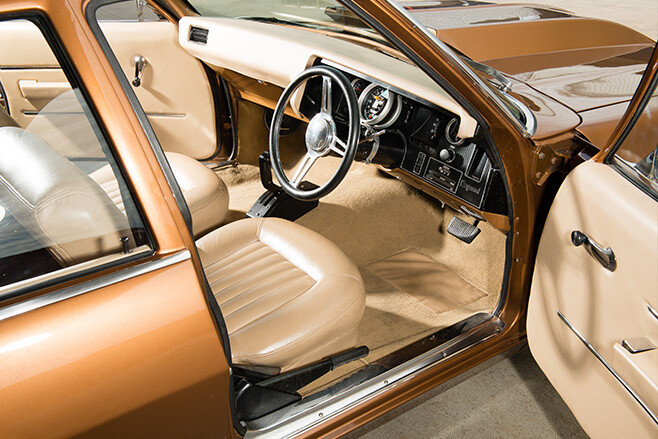 Holden HQ interior