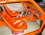 Holden HQ Monaro interior