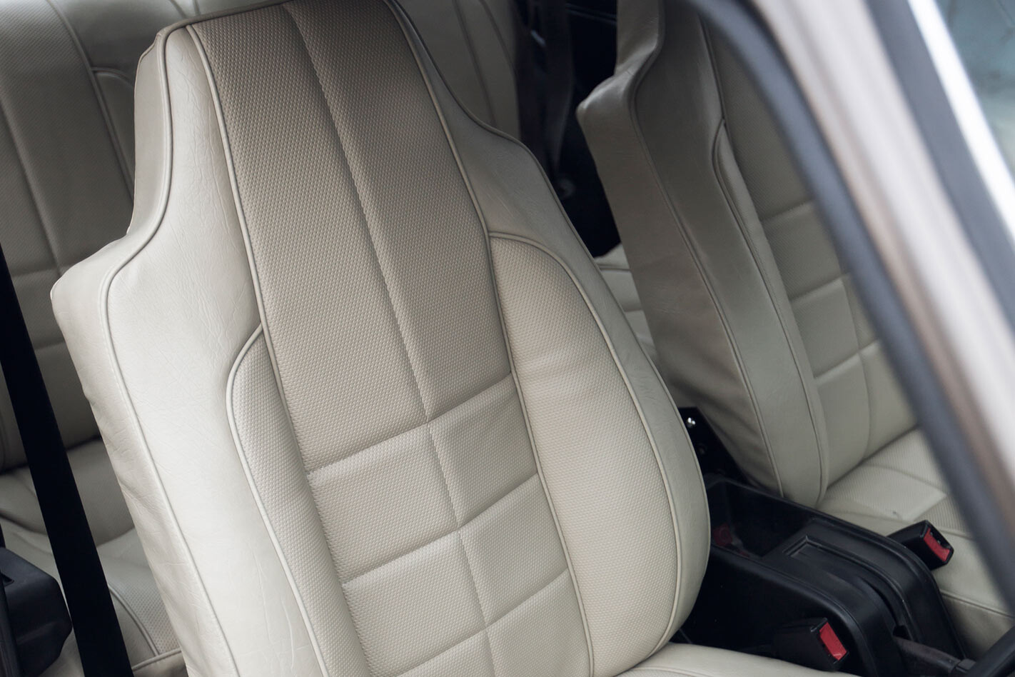 Holden Torana seats