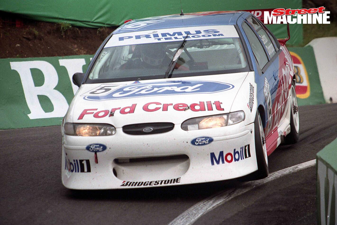 Fast Ford Falcons